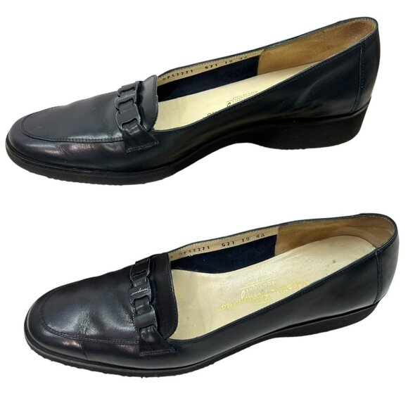 Salvatore Ferragamo Navy Leather Loafers w/ Ferragamo logo buckle Size 10 / 4A - Picture 3 of 10